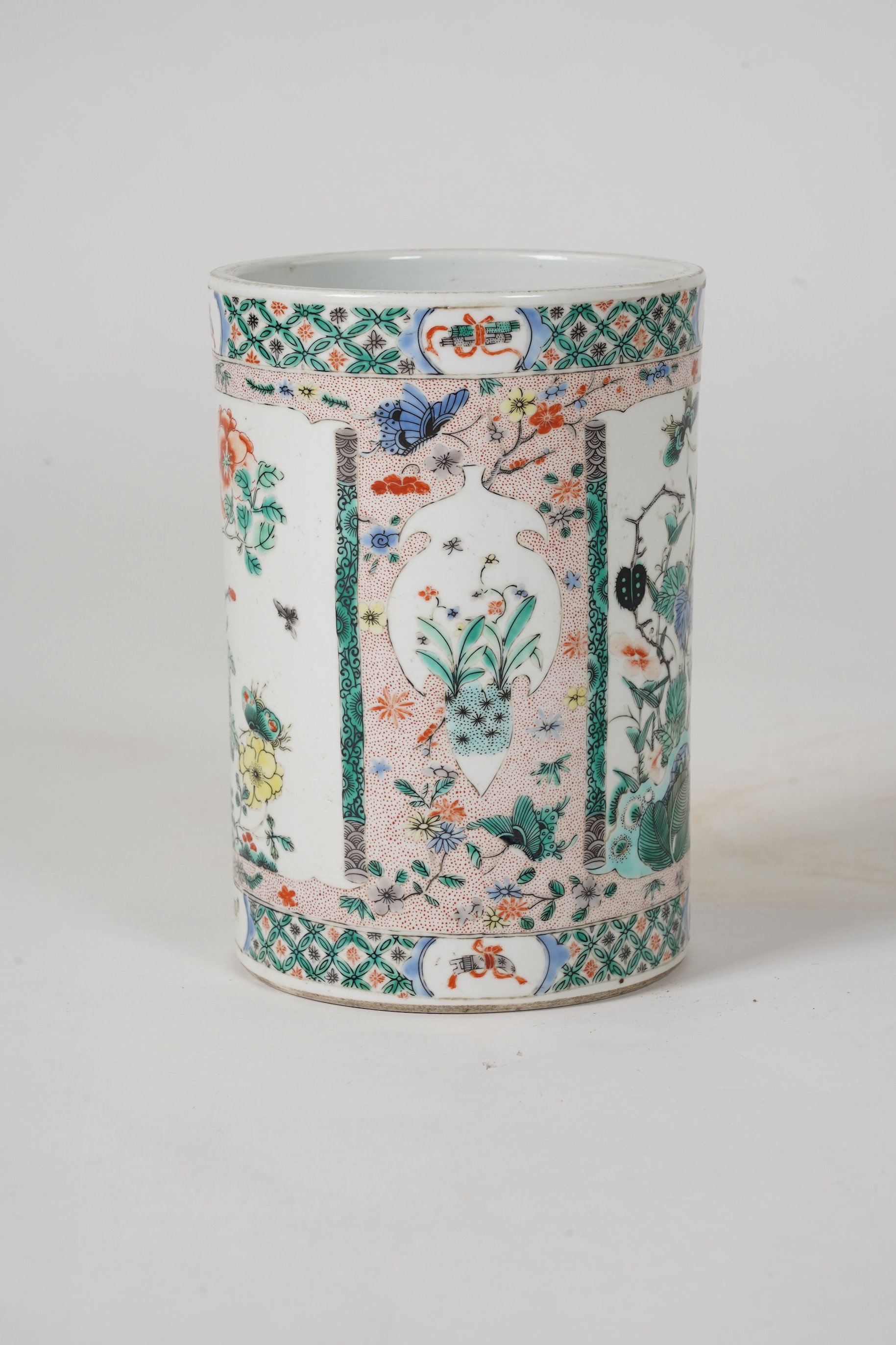 A Chinese famille verte brushpot, late 19th/early 20th century